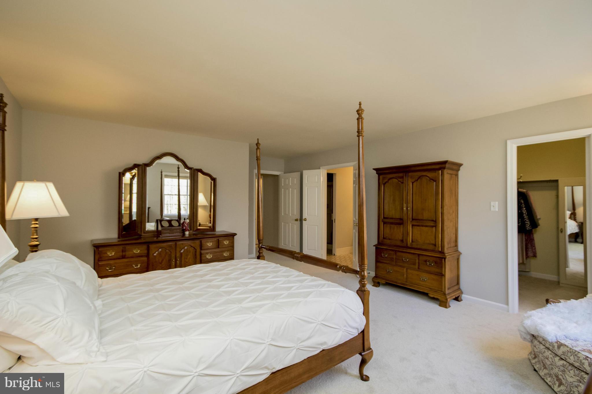 BRENTWOOD - Residential