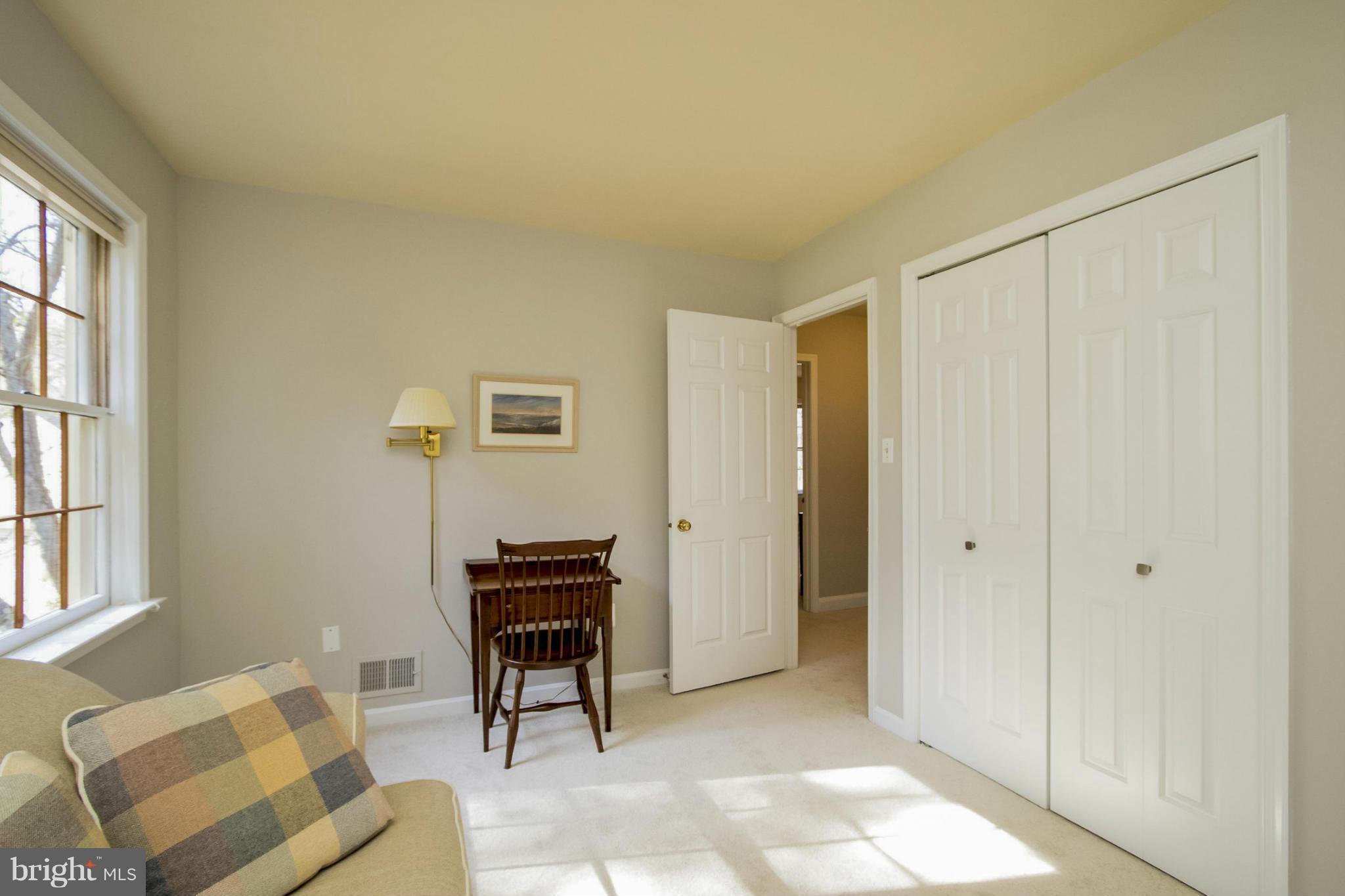 BRENTWOOD - Residential