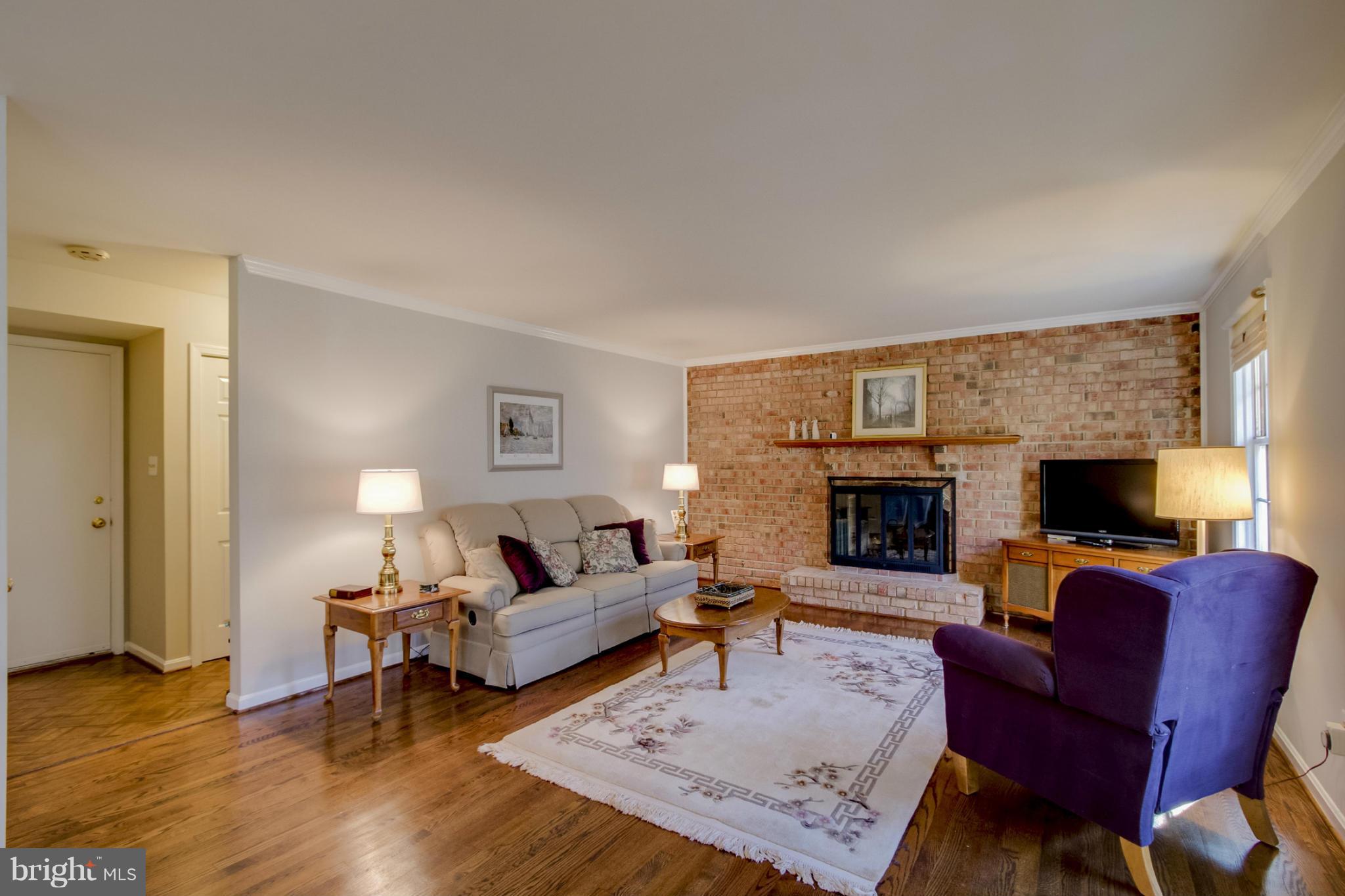 BRENTWOOD - Residential