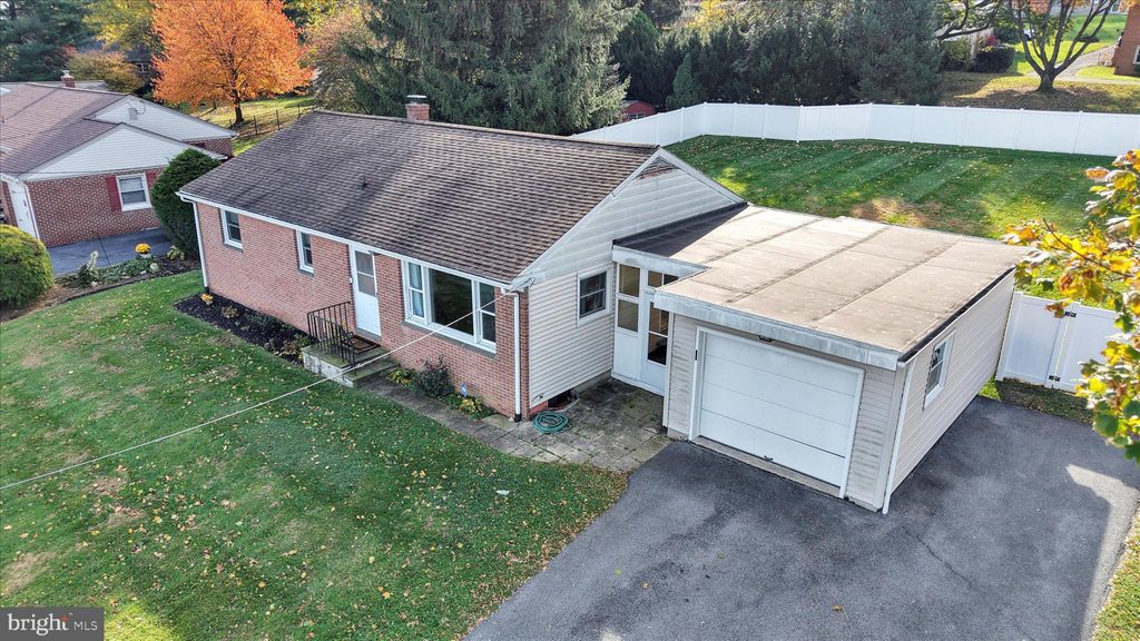 Photo of 3148 Bowman Road, LANCASTER, PA 17601 (MLS # PALA2078512)