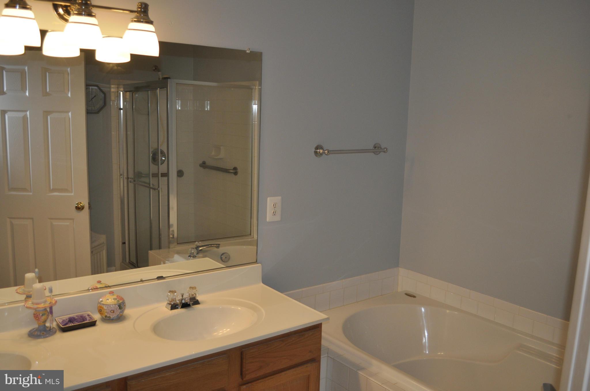 BELMONT GREENE CONDO - Residential