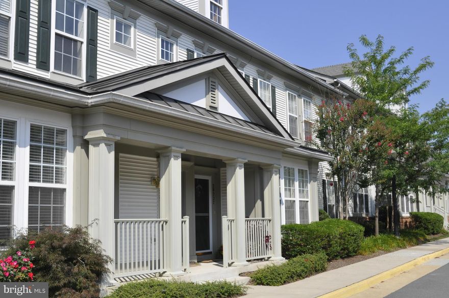 Wonderful 3 bedrm, 2.5 bath condo in Belmont Greene. Main lvl master with hardwood floors throughout first lvl. and new upgraded carpet on second level. This property is meticulous and has been very well cared for. 2 car garage....private garden patio off of the cozy family room nicely appointed with a gas fireplace. Close to schools, shopping and transportation corridors. Truly a must see.