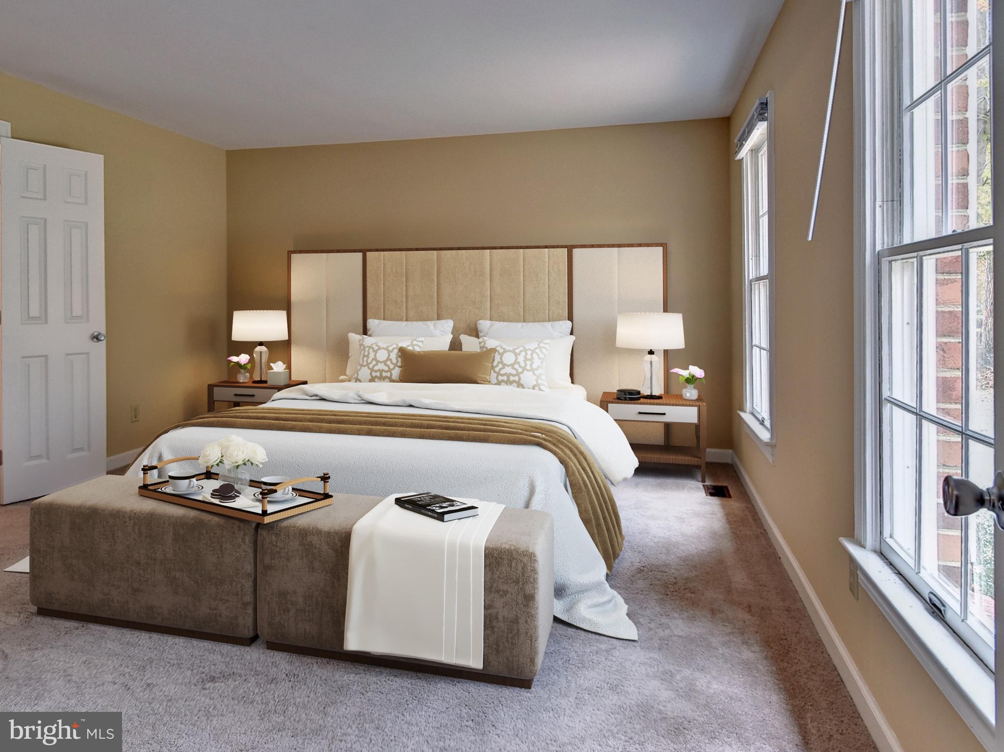 QUEENS LAKE - Residential