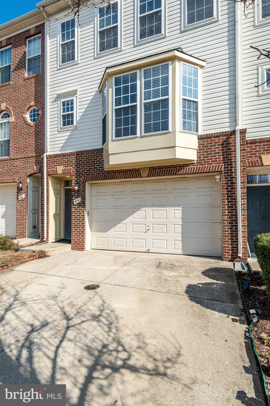 44 HUNTING CREEK LANE