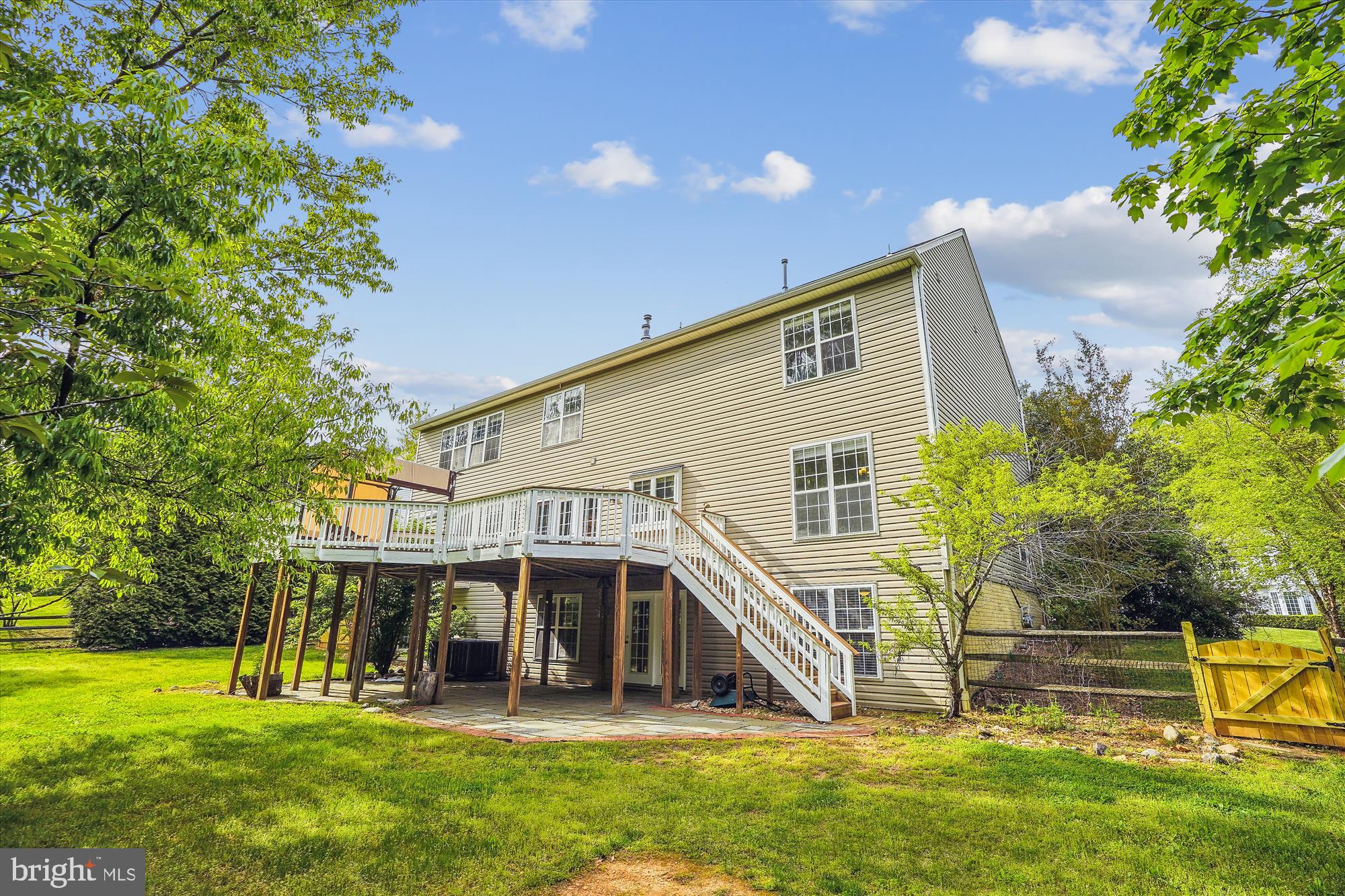 VISTA BROOKE - Residential