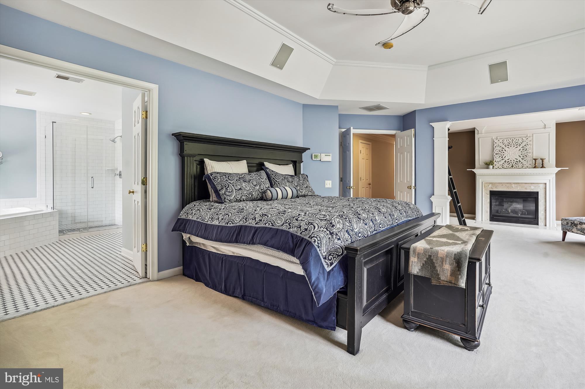 VISTA BROOKE - Residential