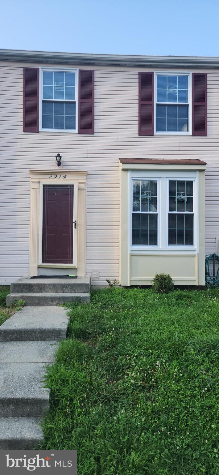 OAK POND TOWNHOU - Residential Lease