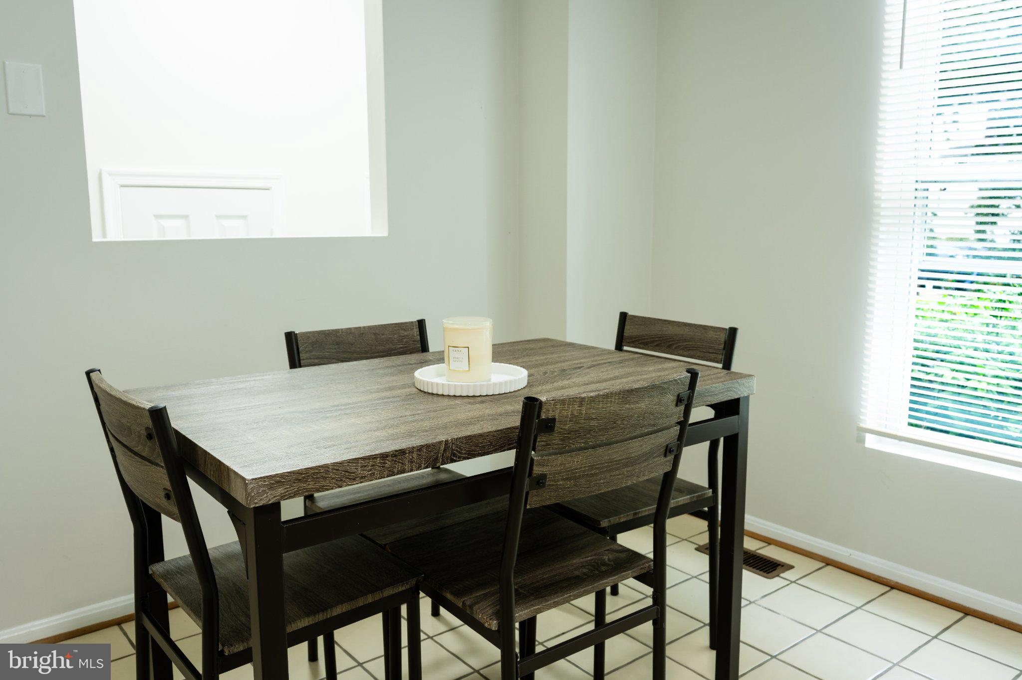 1 KINSMAN VIEW CIRCLE