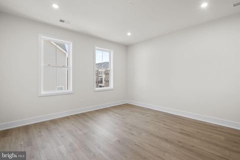 Tiny photo for 42137 Picasso Square #HOMESITE 4524, ASHBURN, VA 20148 (MLS # VALO2121362)