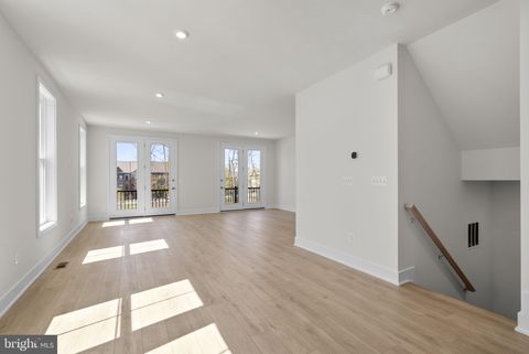 Tiny photo for 42137 Picasso Square #HOMESITE 4524, ASHBURN, VA 20148 (MLS # VALO2121362)