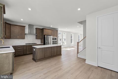 Tiny photo for 42137 Picasso Square #HOMESITE 4524, ASHBURN, VA 20148 (MLS # VALO2121362)