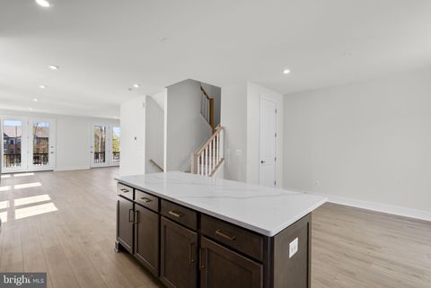 Tiny photo for 42137 Picasso Square #HOMESITE 4524, ASHBURN, VA 20148 (MLS # VALO2121362)