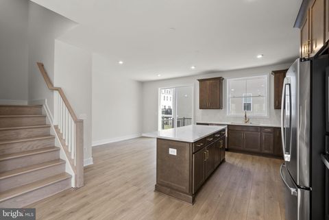 Tiny photo for 42137 Picasso Square #HOMESITE 4524, ASHBURN, VA 20148 (MLS # VALO2121362)
