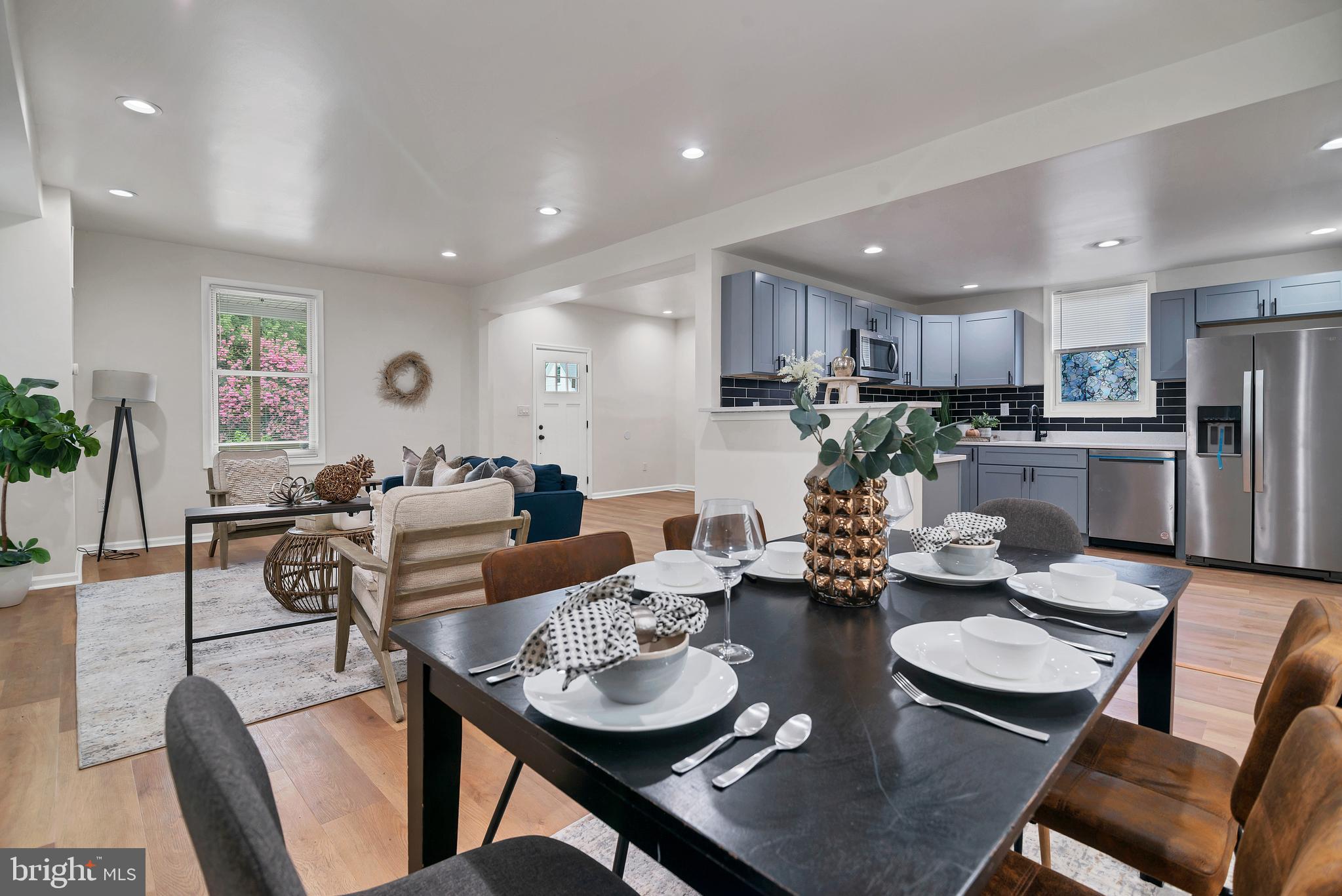 GARDENVILLE - Residential
