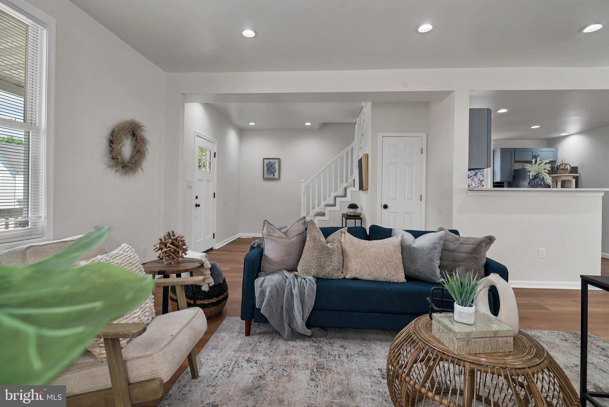GARDENVILLE - Residential