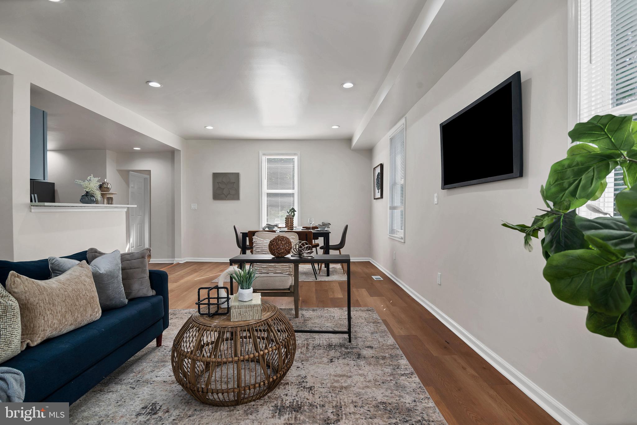 GARDENVILLE - Residential