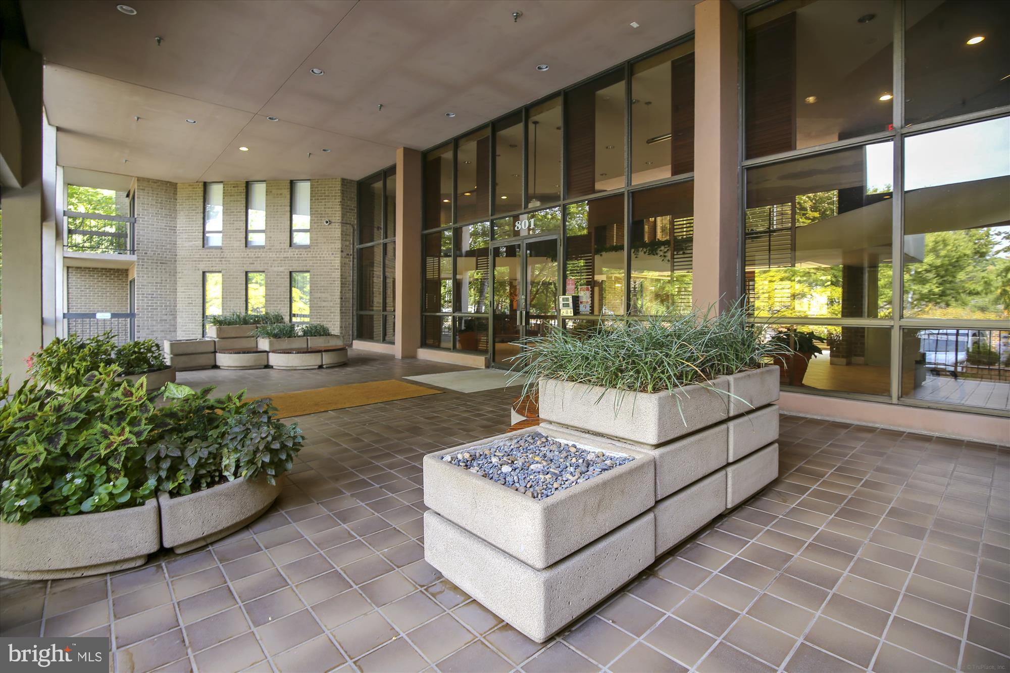 THE PLAZA - Residential