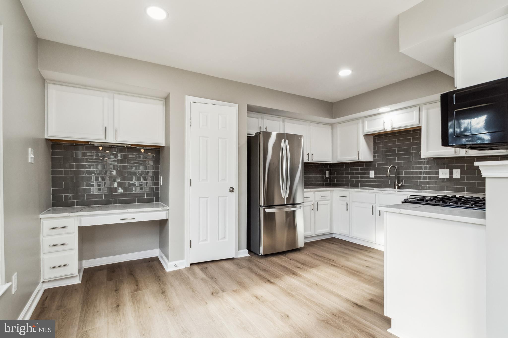 ASHBURN FARM - Residential