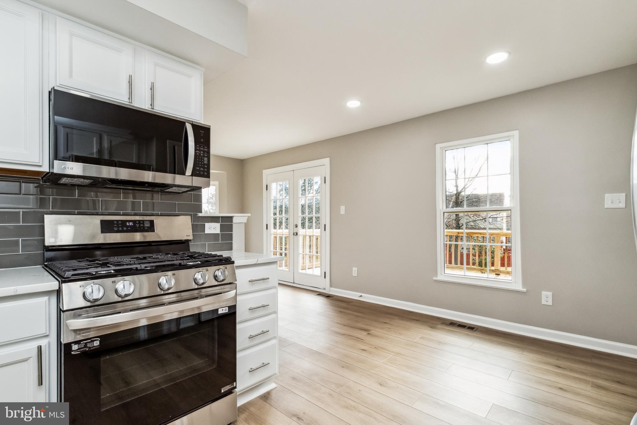 ASHBURN FARM - Residential