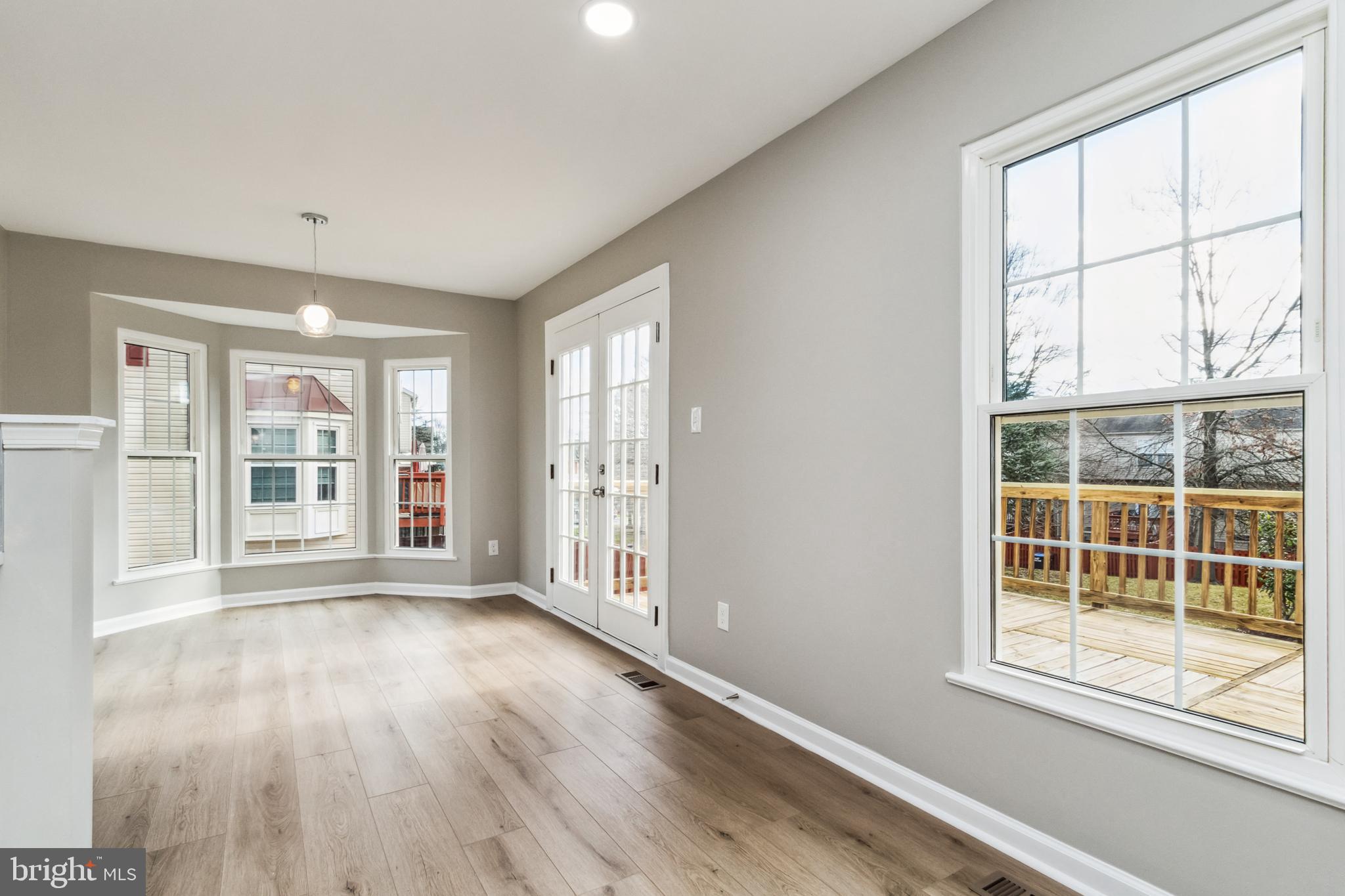 ASHBURN FARM - Residential