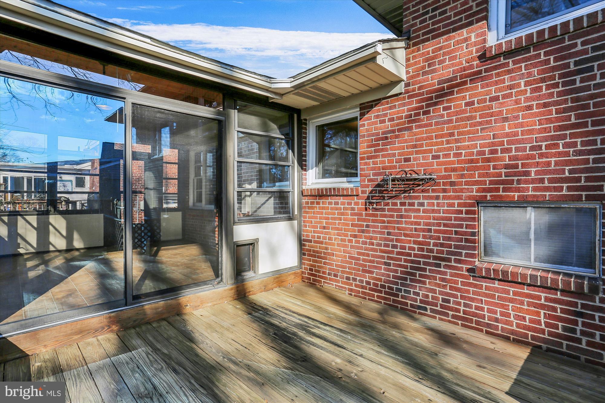 GARRETT PARK ESTATES - Residential