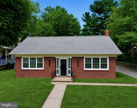 Photo of 75 W Main Street, PENNS GROVE, NJ 08069 (MLS # NJSA2020014)