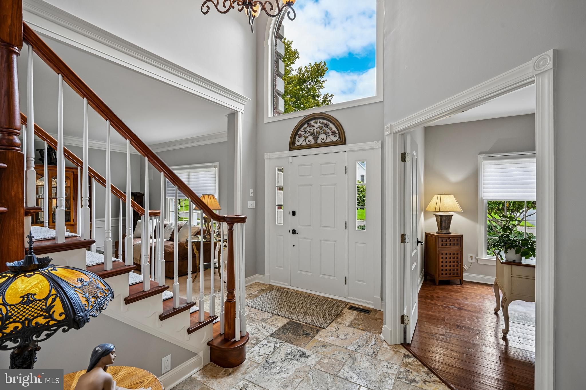 217 COUNTRY CLUB DRIVE