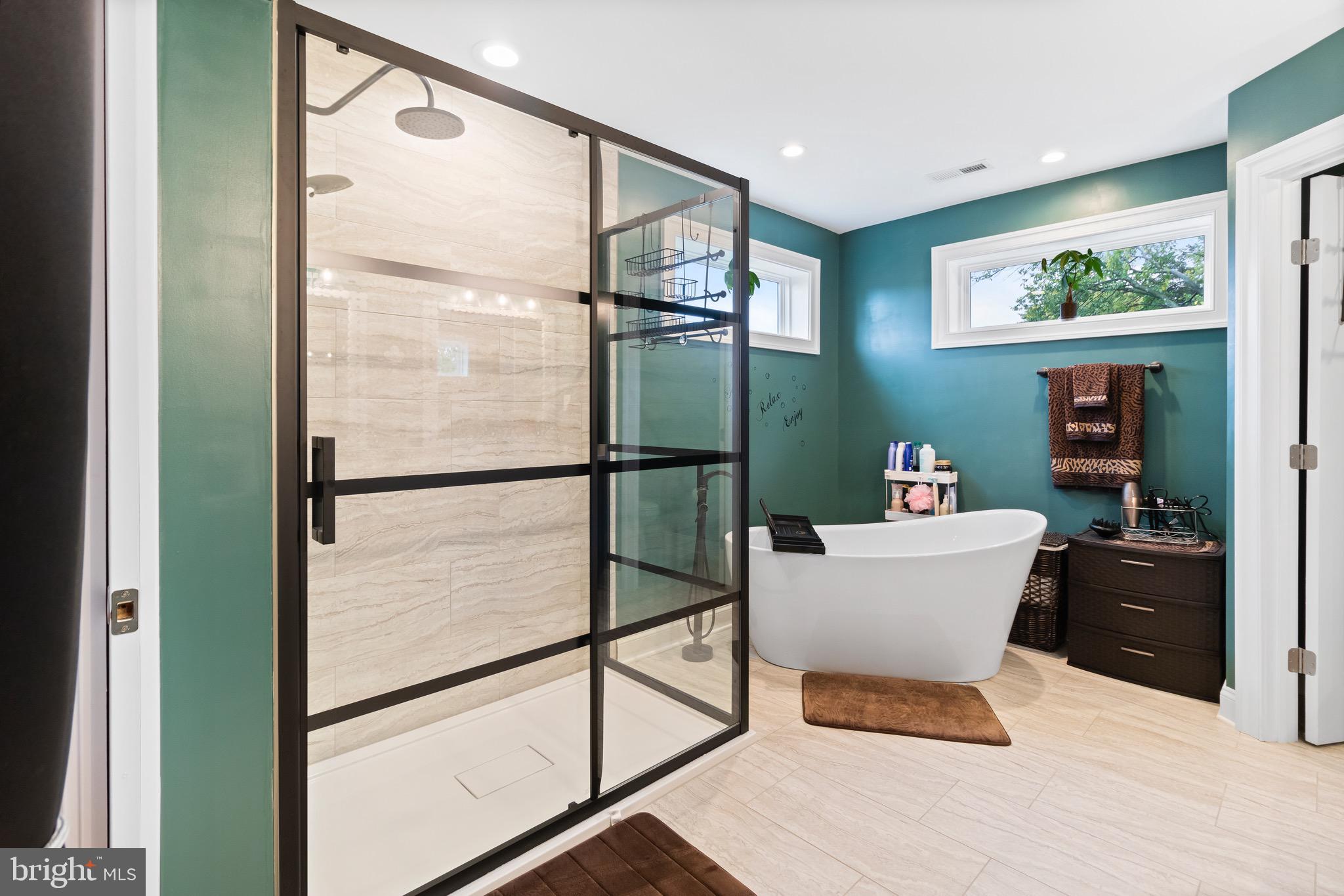 RIDGEVIEW - Residential