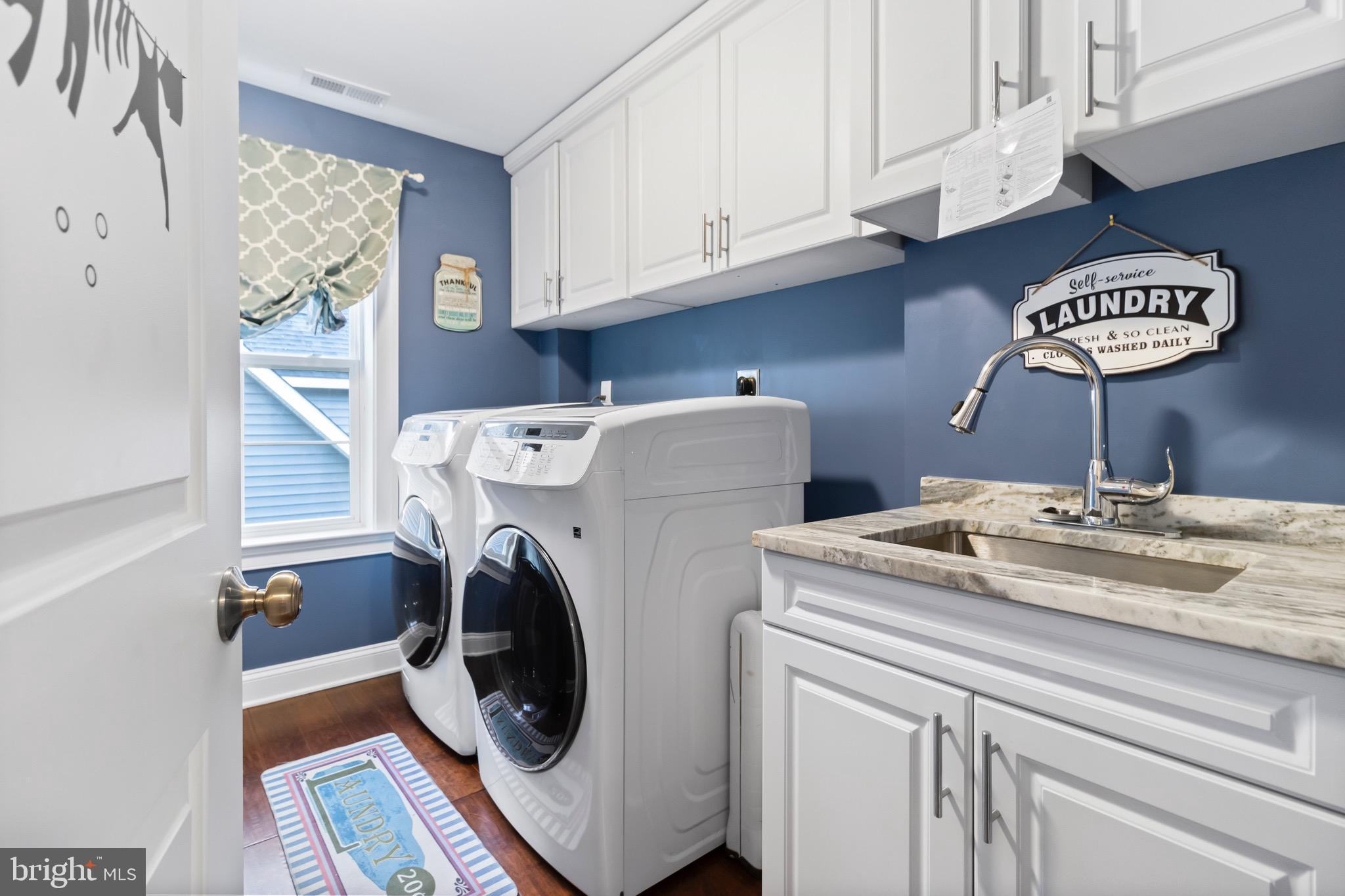 RIDGEVIEW - Residential