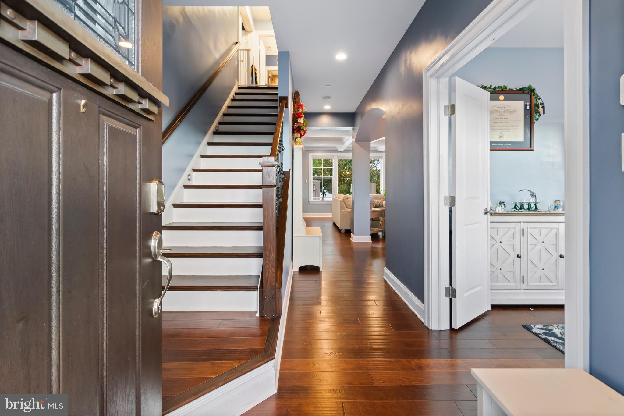 RIDGEVIEW - Residential