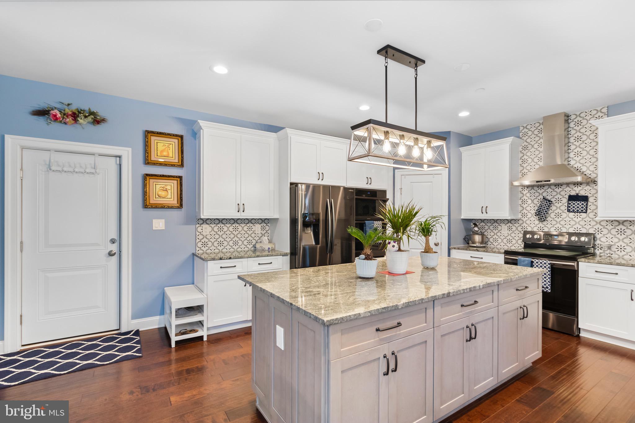 RIDGEVIEW - Residential