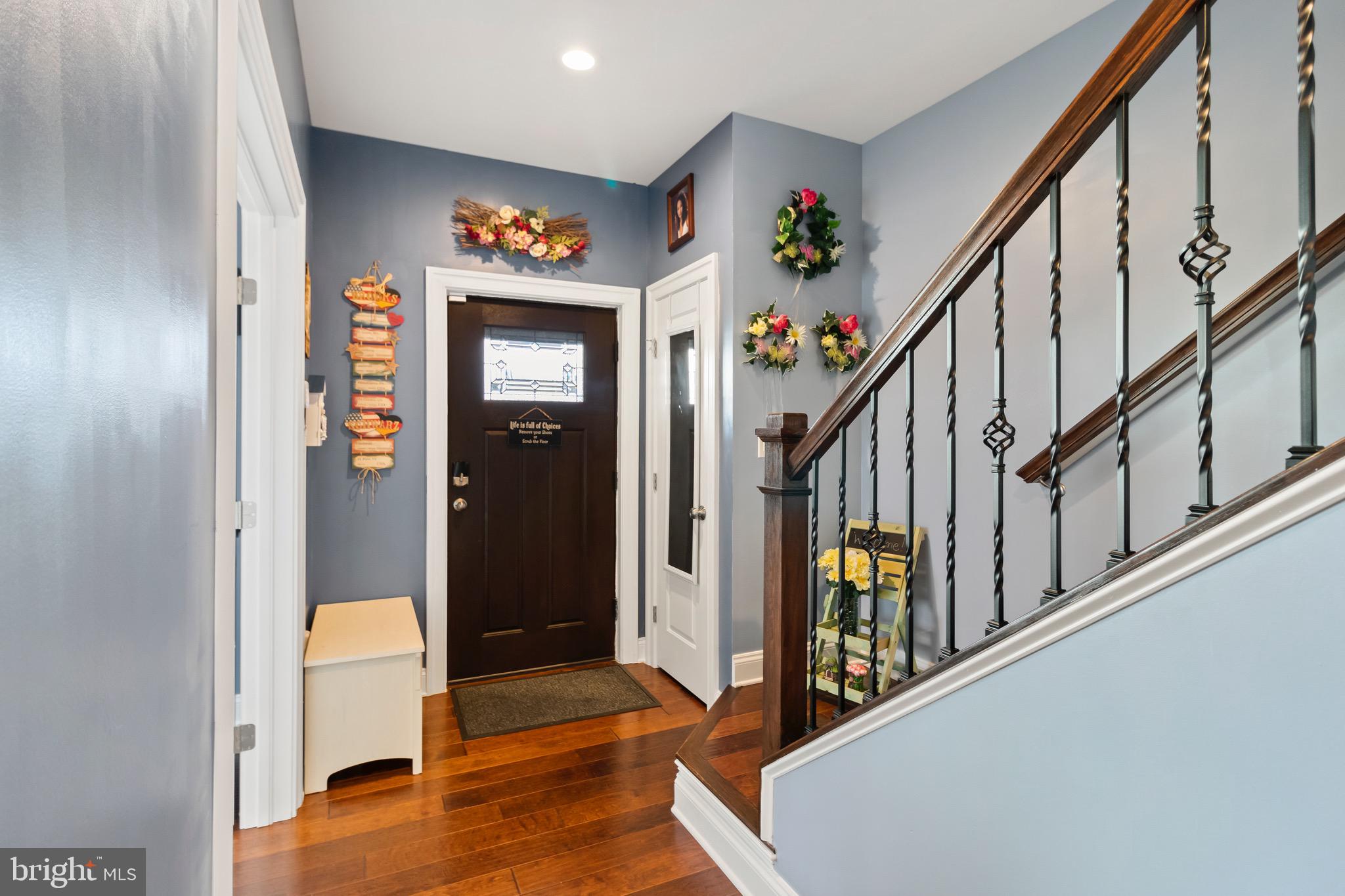 RIDGEVIEW - Residential