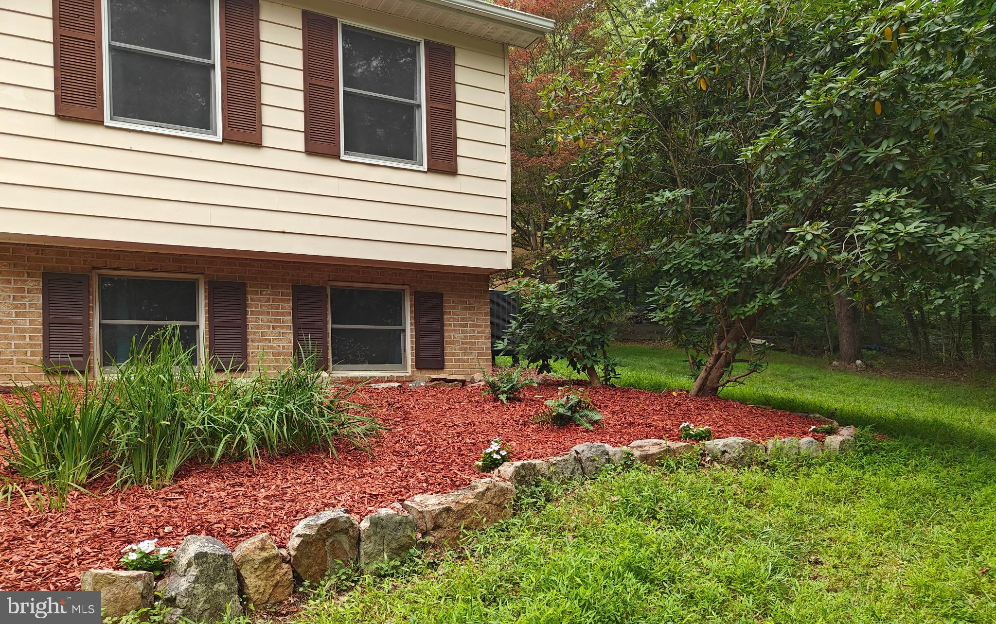 36 SNAKE LANE
