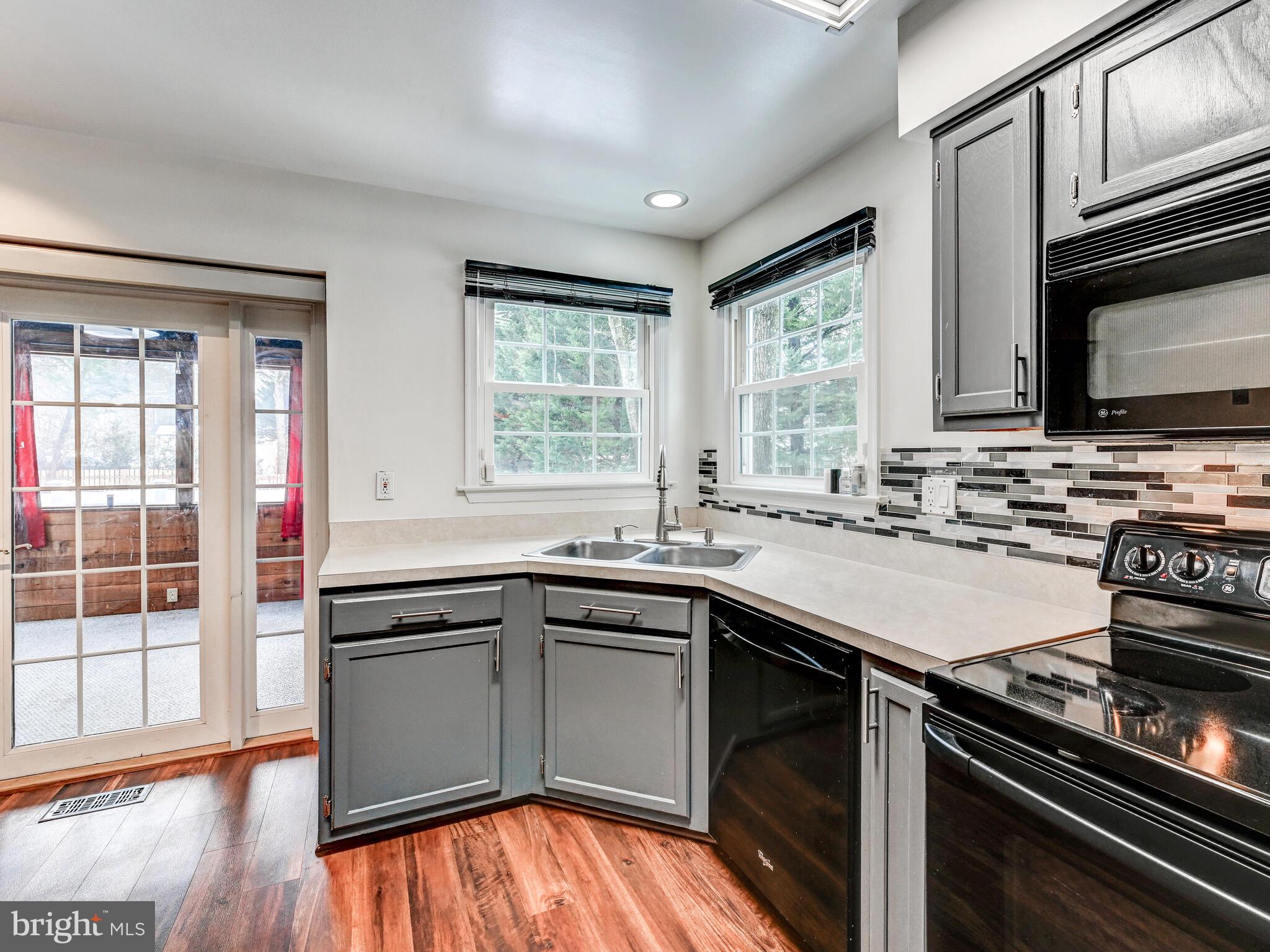 OAK HARBOR - Residential