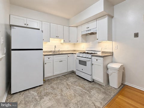 Townhouse For Rent - 4122 Terrace Street #A 1ST FL<br/> PHILADELPHIA, PA 19128