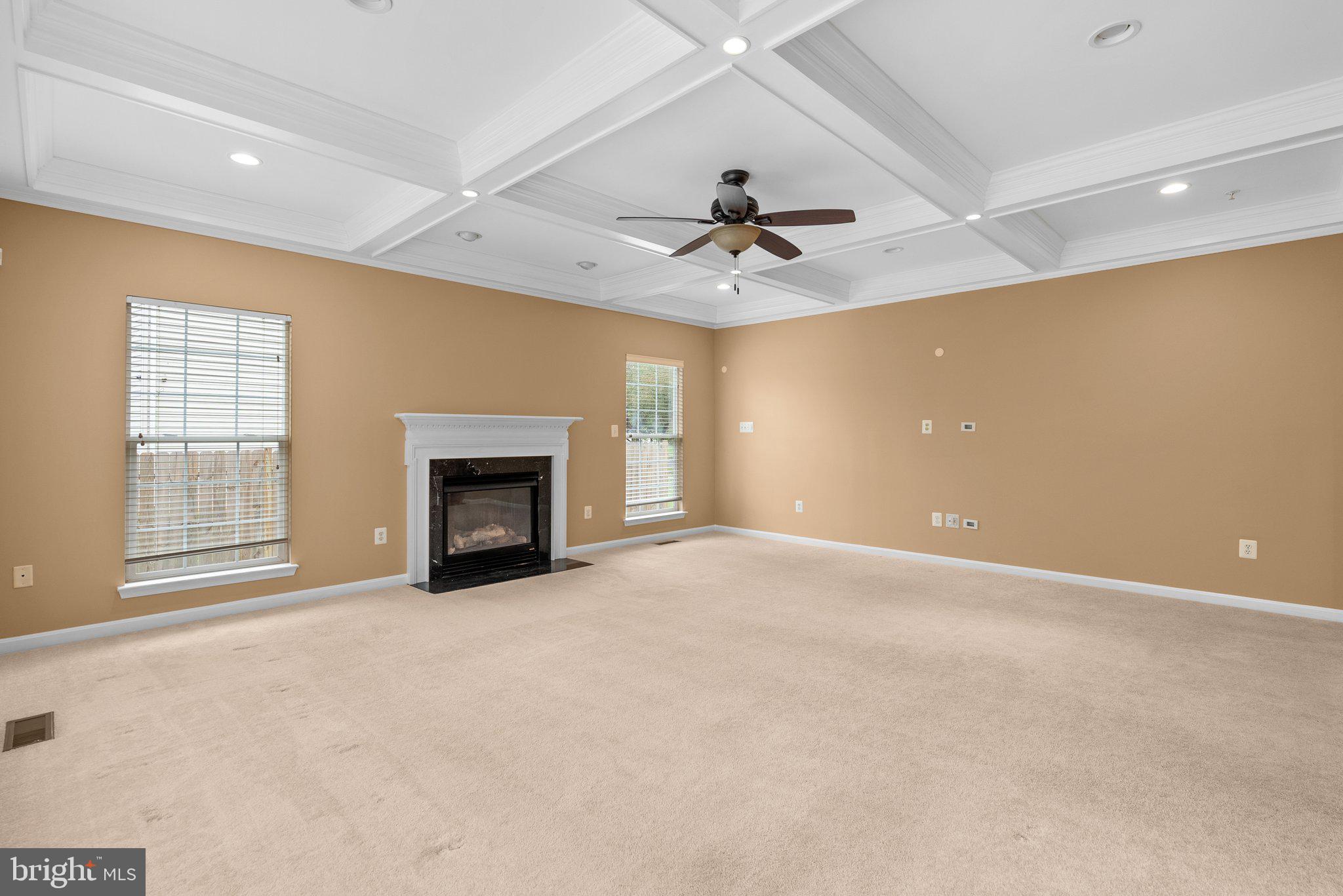 KINGS CROSSING - Residential