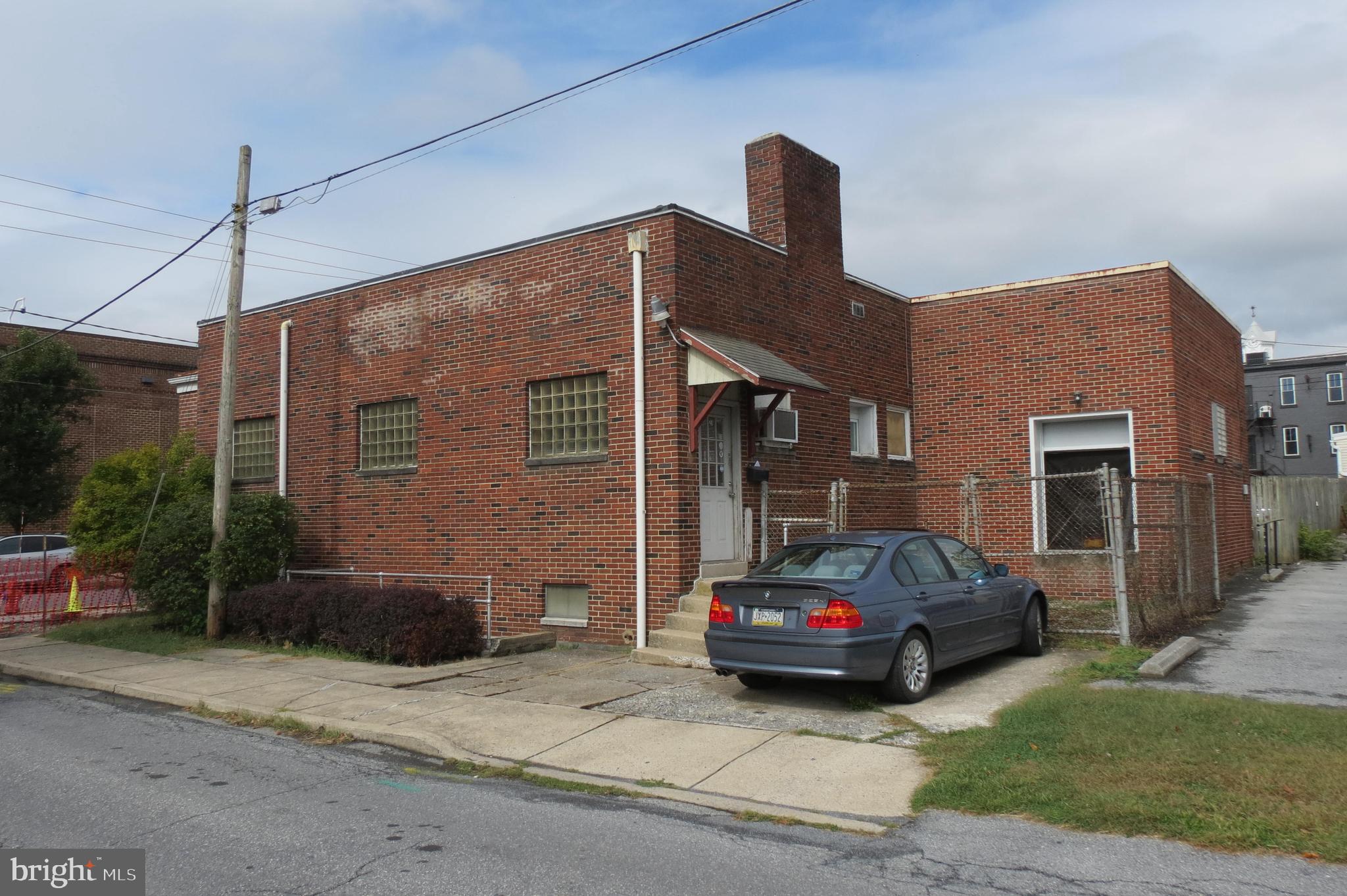 27 S CHARLOTTE STREET
