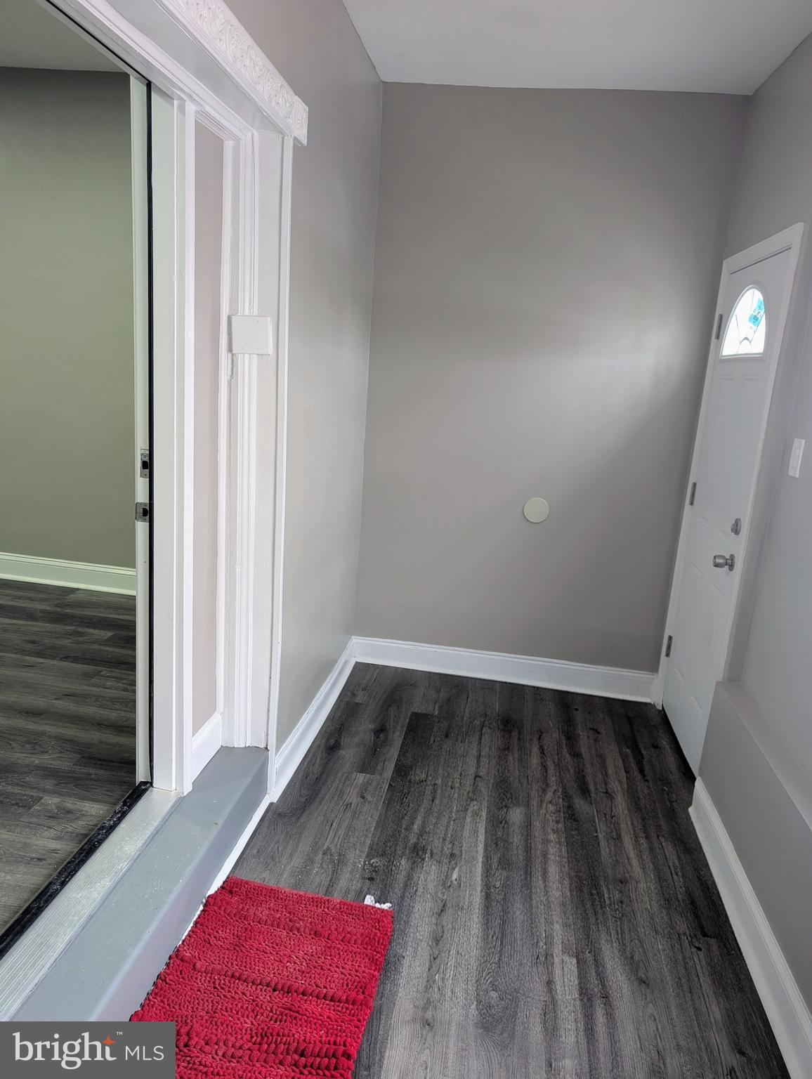 3209 N AMERICAN STREET