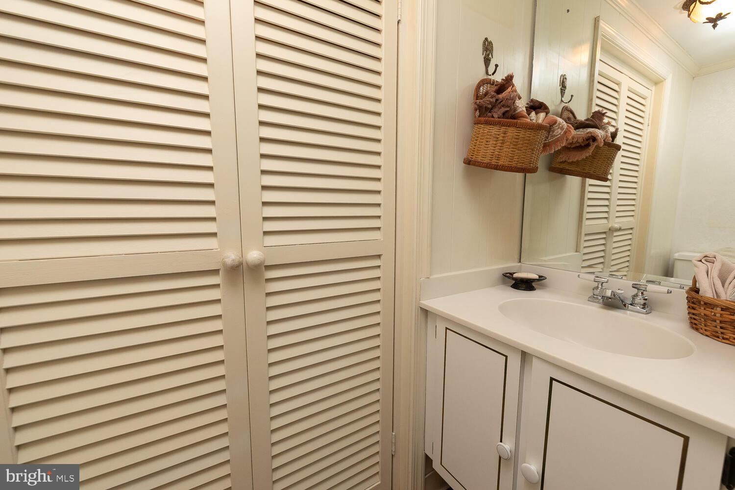 JENKINTOWN MANOR - Residential