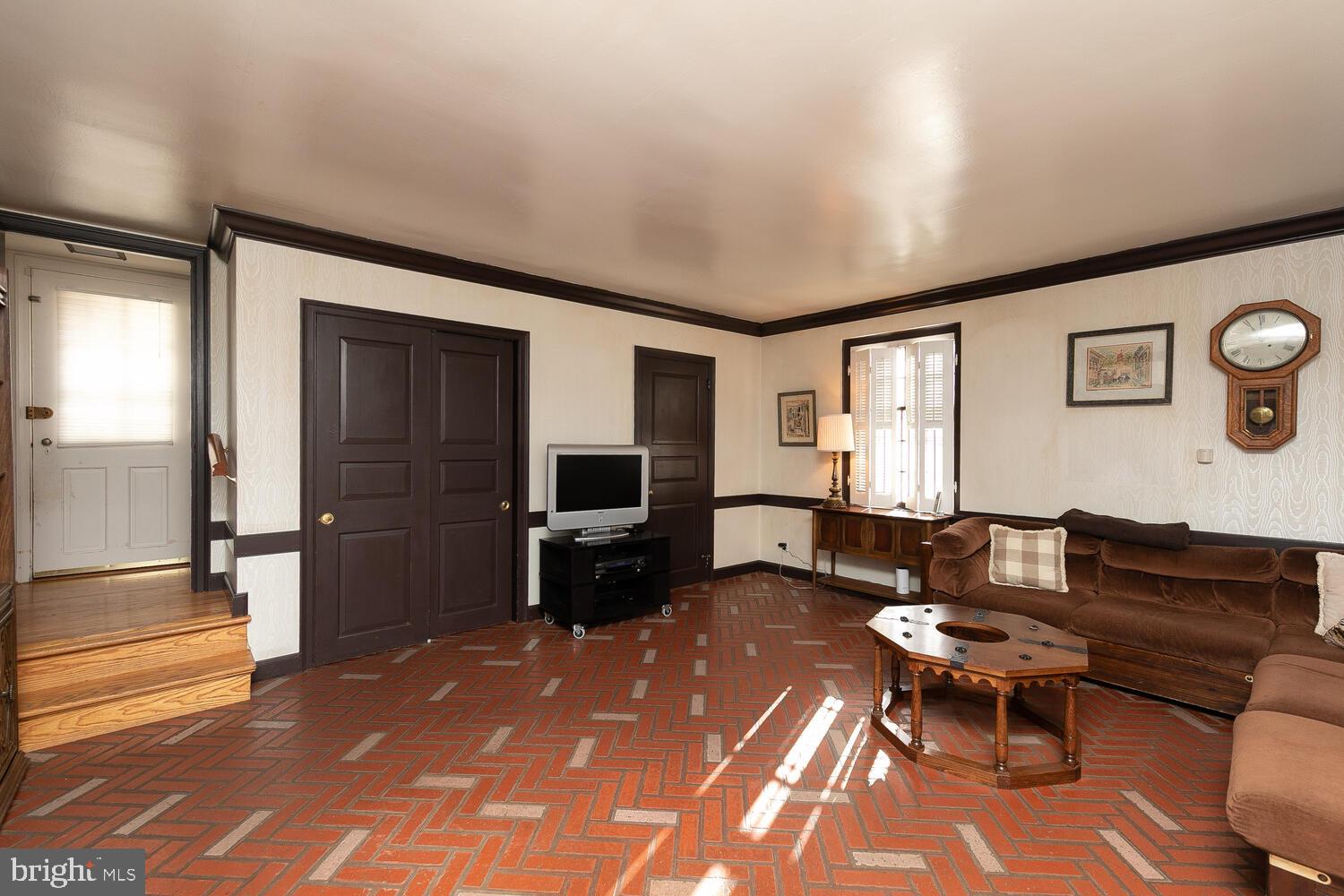 JENKINTOWN MANOR - Residential