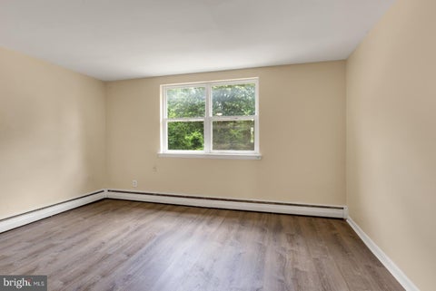 Townhouse For Rent - 5990 Henry Avenue #4<br/> Philadelphia County, PHILADELPHIA, PA 19128