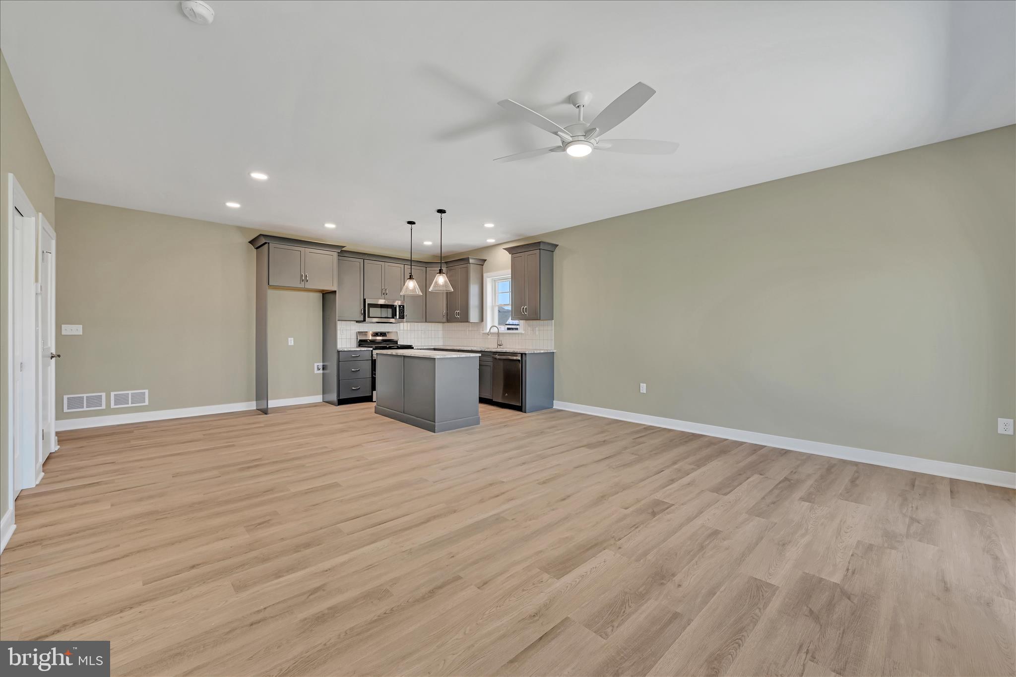 309 RIDGEFIELD DRIVE