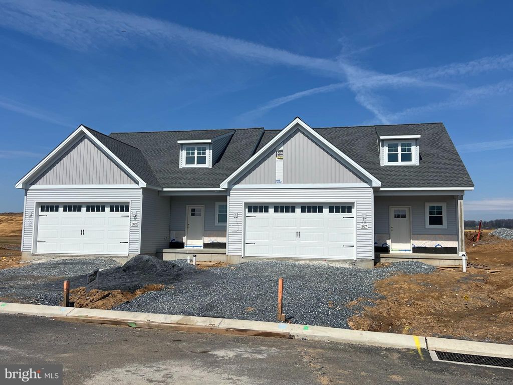 Photo of 309 Ridgefield Drive, ELIZABETHTOWN, PA 17022 (MLS # PALA2080430)