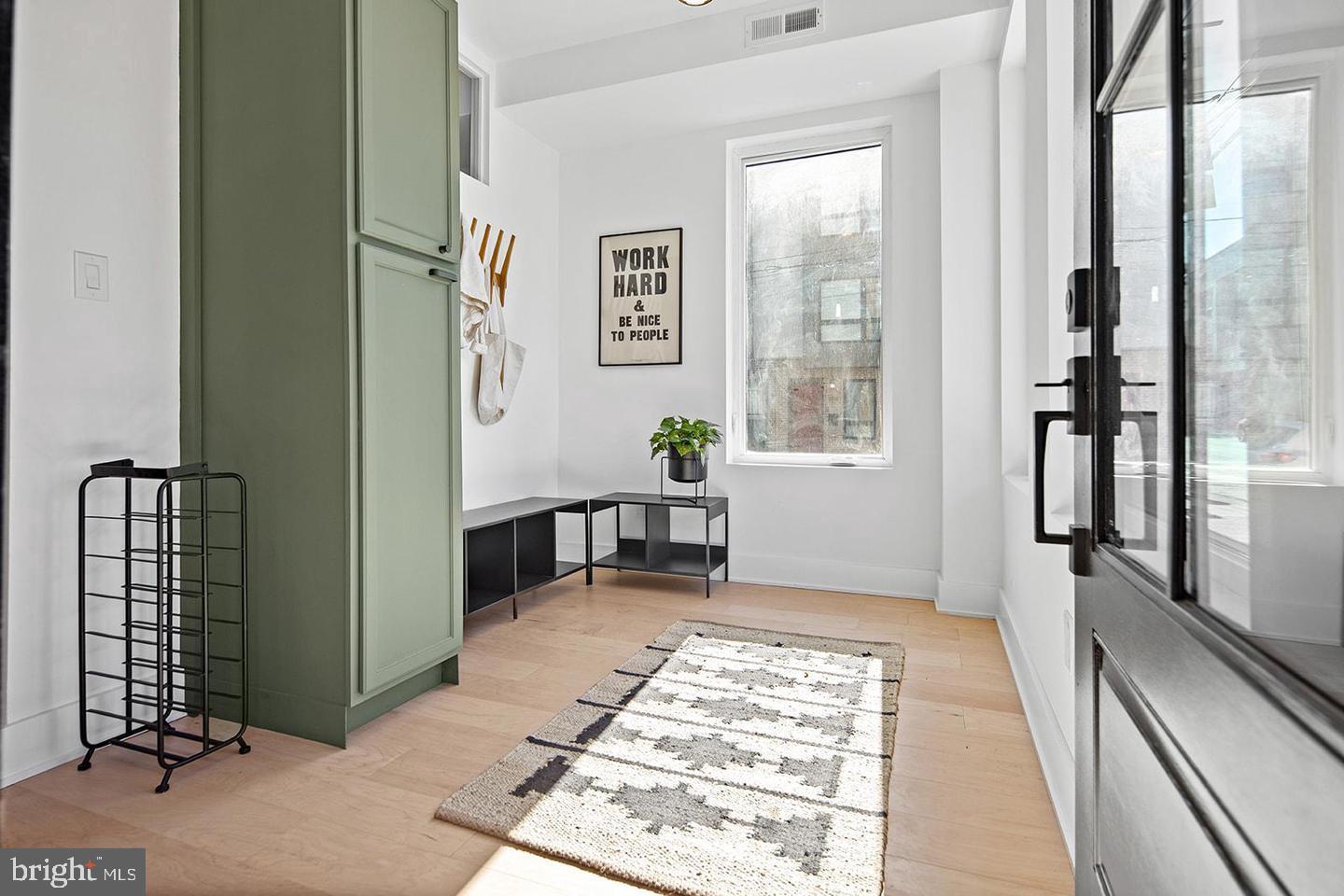 OLDE KENSINGTON - Residential