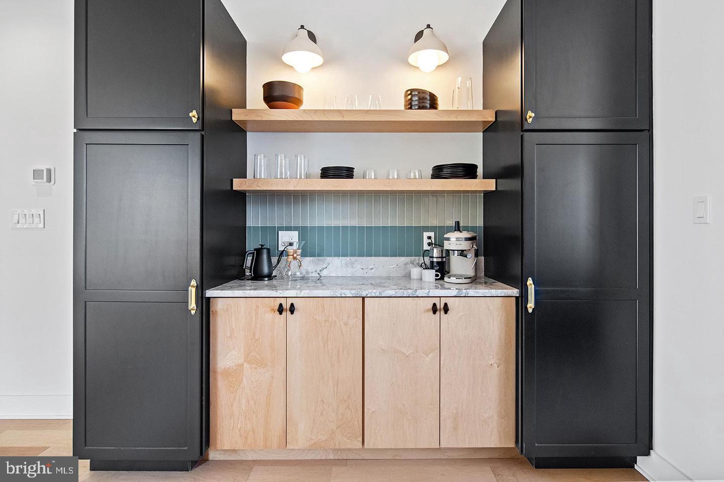 OLDE KENSINGTON - Residential