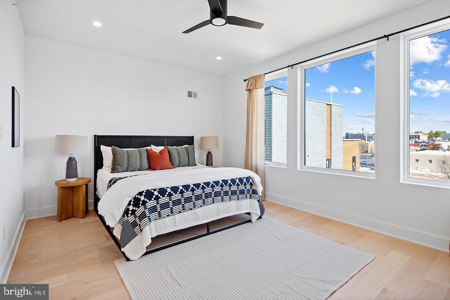 OLDE KENSINGTON - Residential