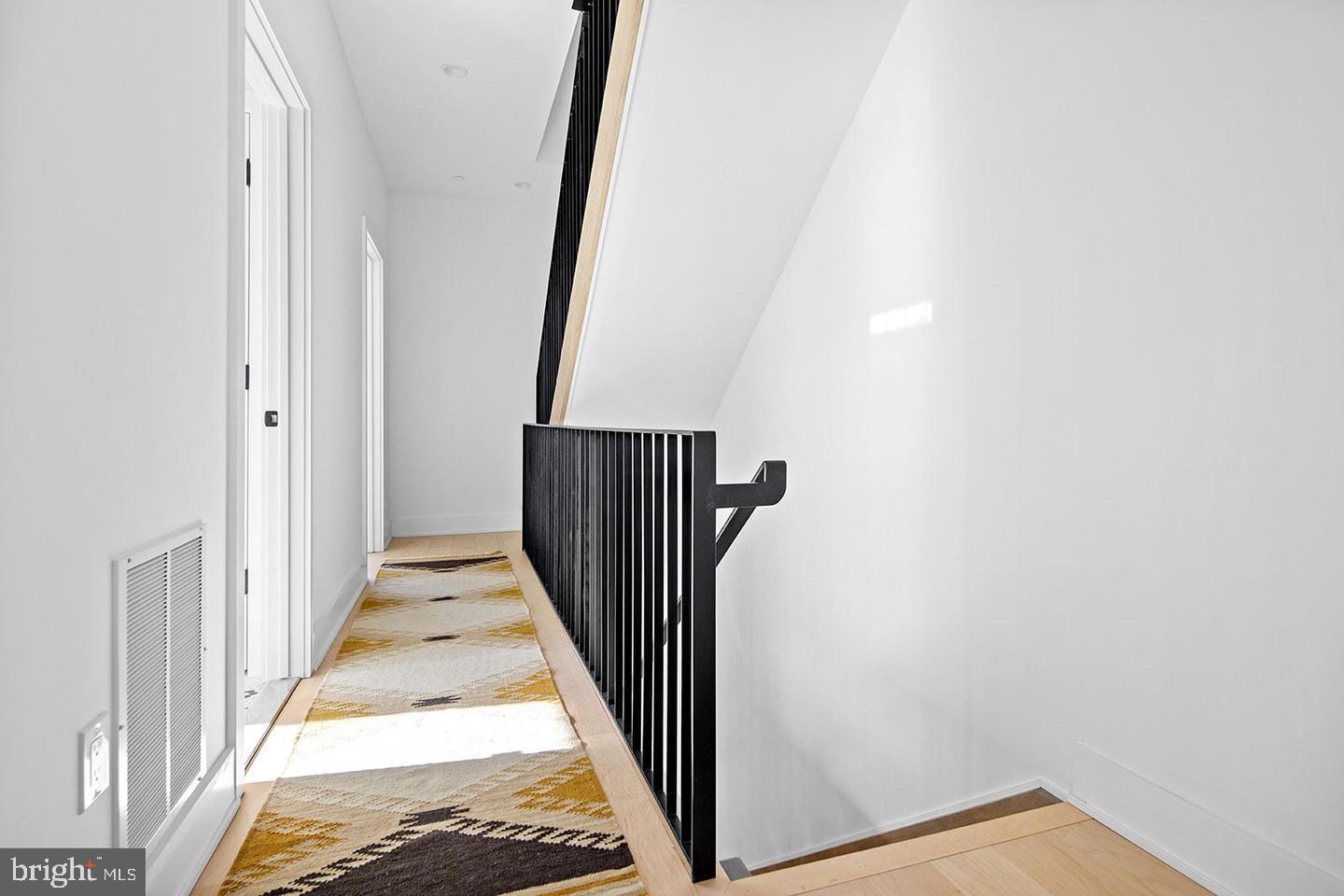 OLDE KENSINGTON - Residential