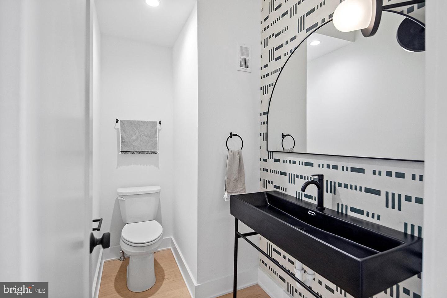 OLDE KENSINGTON - Residential