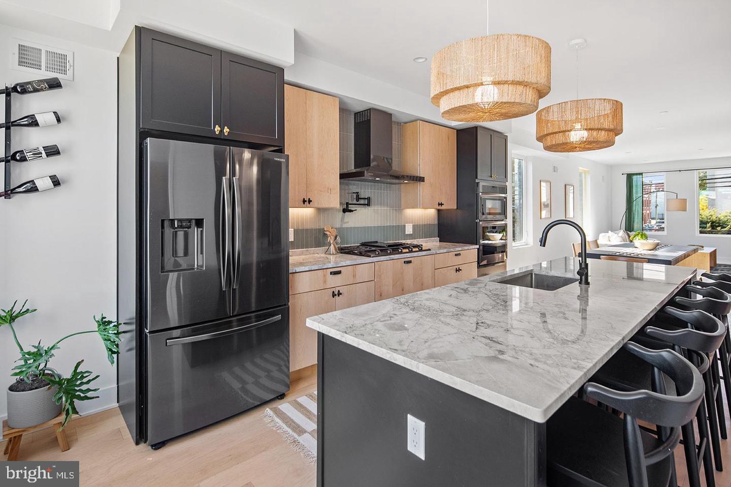 OLDE KENSINGTON - Residential