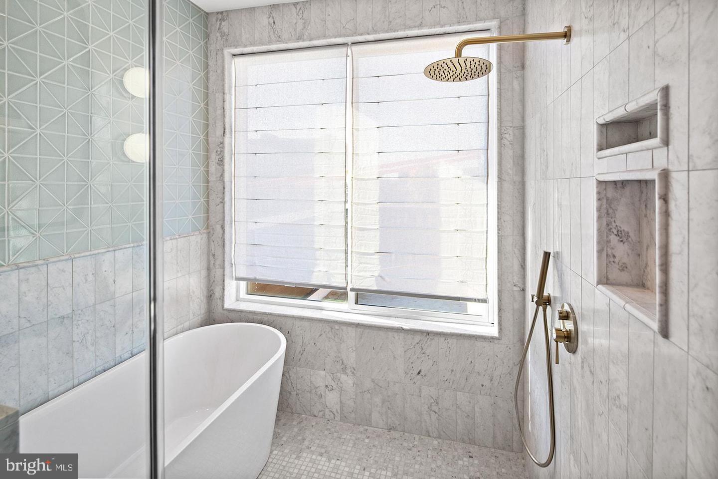 OLDE KENSINGTON - Residential